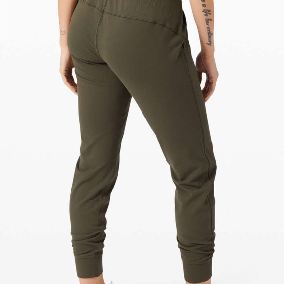 NWT LULULEMON Ready to Rulu High-Rise Jogger, Dark Olive 4 - Picture 2 of 5